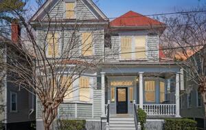 Elegant Charleston Retreat in the Historic District - Charleston, South Carolina