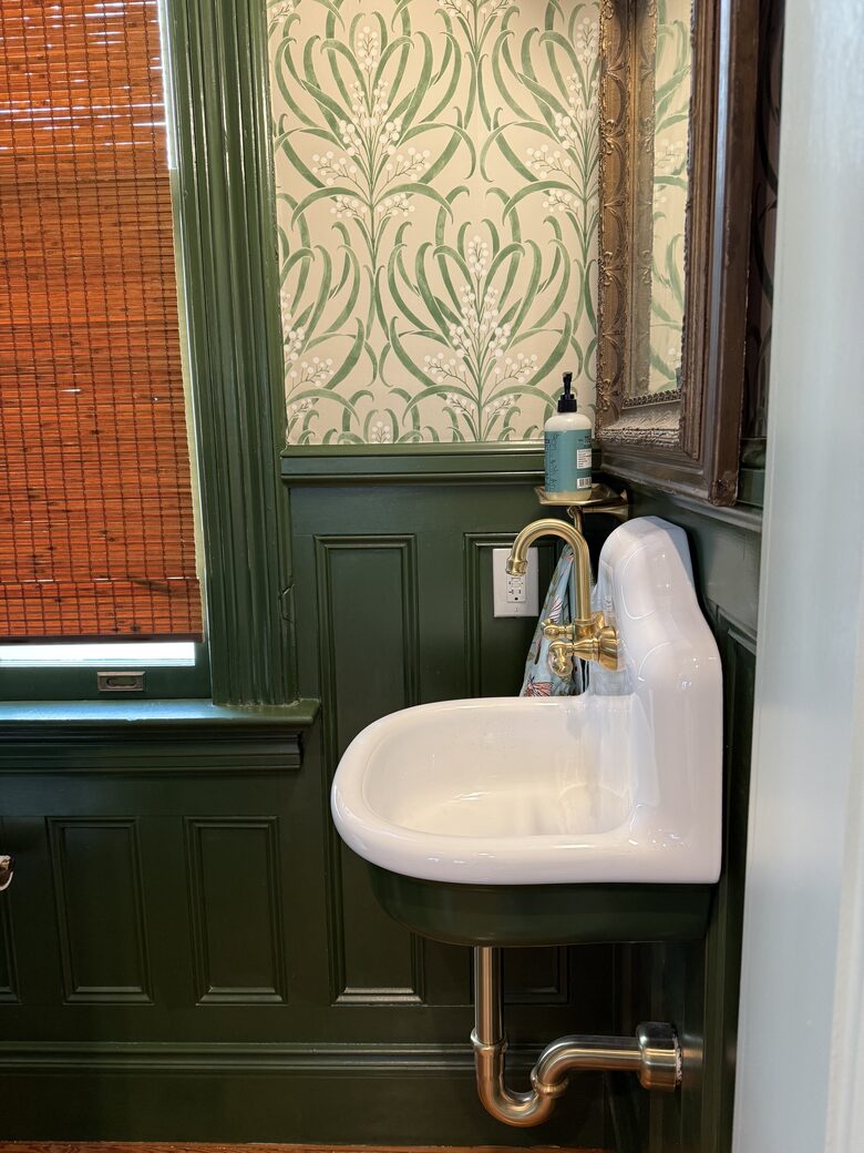 Elegant Charleston Retreat in the Historic District - Charleston, South Carolina