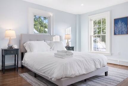 Renovated 1834 Home in the Heart of Mystic - Stonington, Connecticut