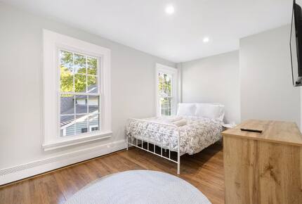 Renovated 1834 Home in the Heart of Mystic - Stonington, Connecticut