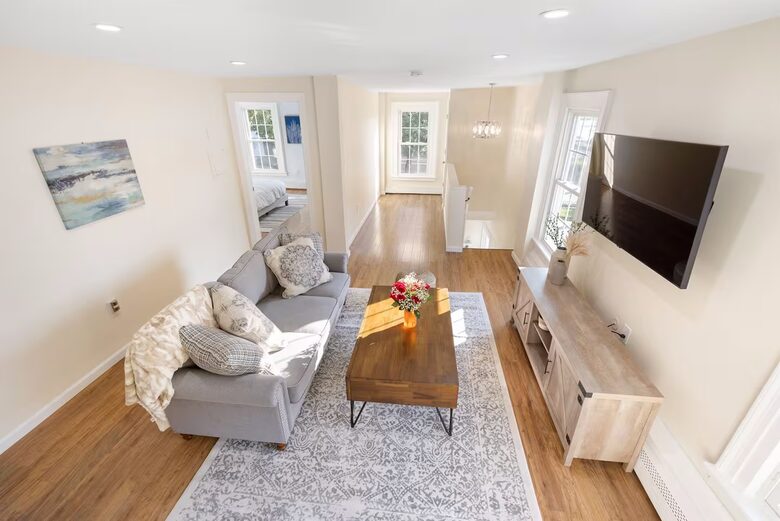 Renovated 1834 Home in the Heart of Mystic - Stonington, Connecticut