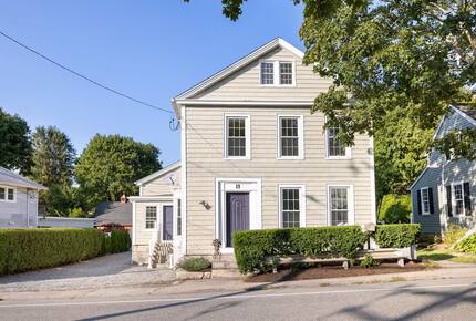 Renovated 1834 Home in the Heart of Mystic - Stonington, Connecticut