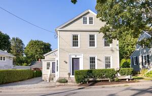Renovated 1834 Home in the Heart of Mystic - Stonington, Connecticut