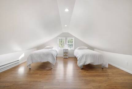 Renovated 1834 Home in the Heart of Mystic - Stonington, Connecticut