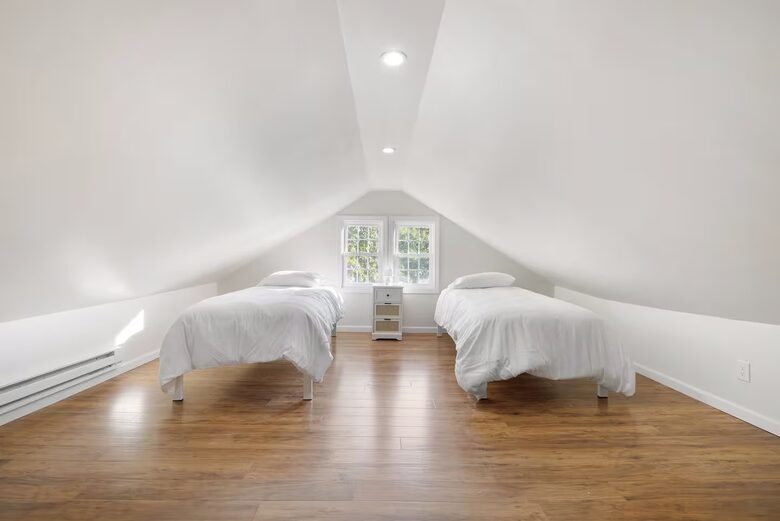 Renovated 1834 Home in the Heart of Mystic - Stonington, Connecticut