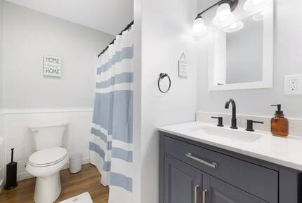 Renovated 1834 Home in the Heart of Mystic - Stonington, Connecticut