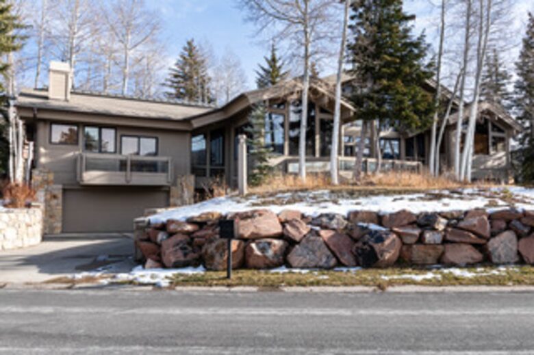 Architectural Alpine Stunner - Park City, Utah