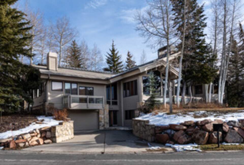 Architectural Alpine Stunner - Park City, Utah