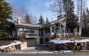 Architectural Alpine Stunner - Park City, Utah