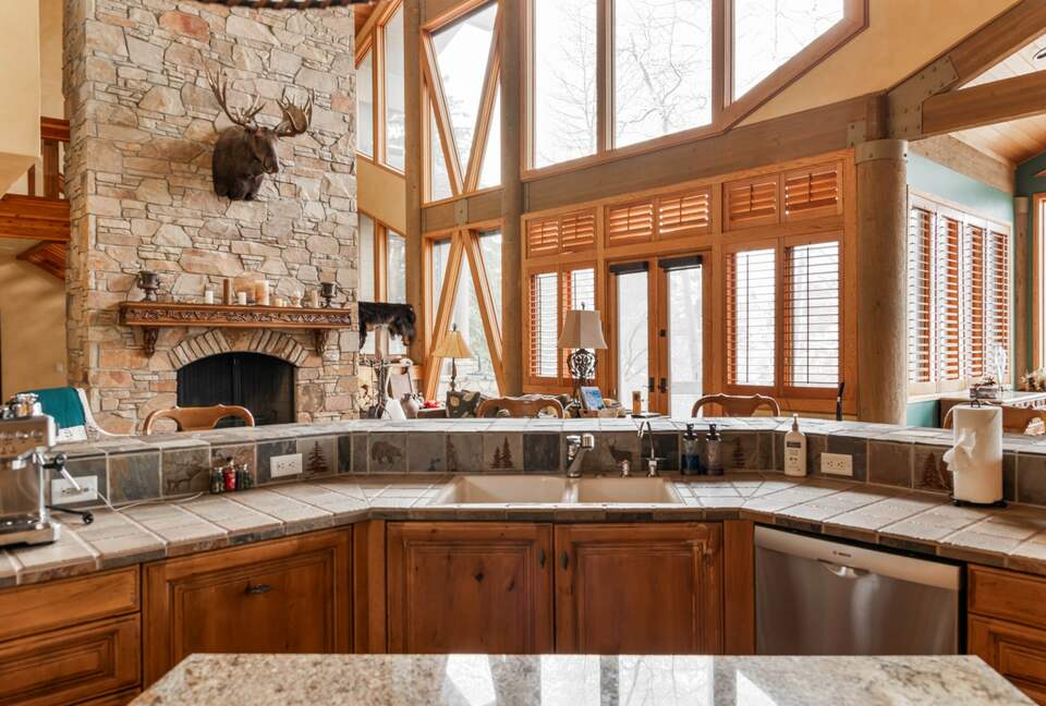 Architectural Alpine Stunner - Park City, Utah