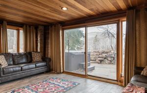 Architectural Alpine Stunner - Park City, Utah