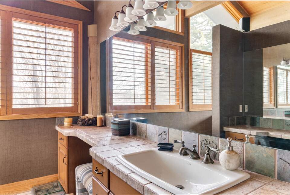 Architectural Alpine Stunner - Park City, Utah