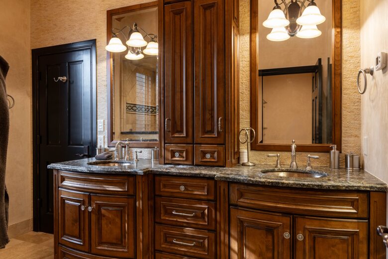 Architectural Alpine Stunner - Park City, Utah