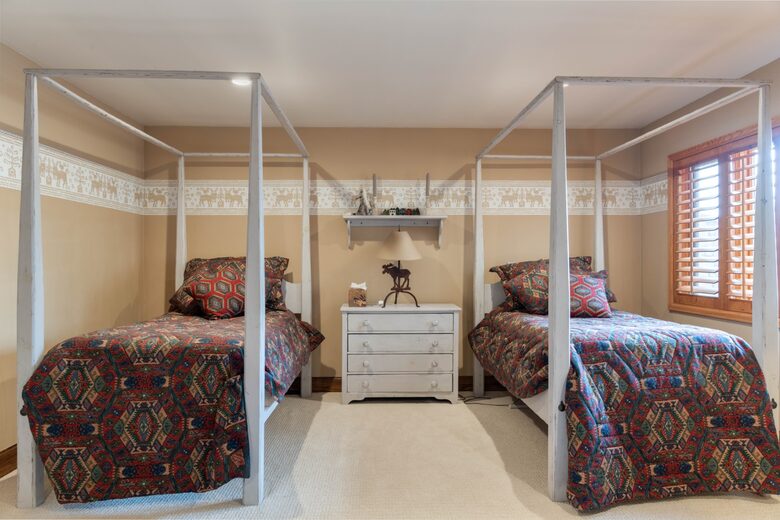 Architectural Alpine Stunner - Park City, Utah