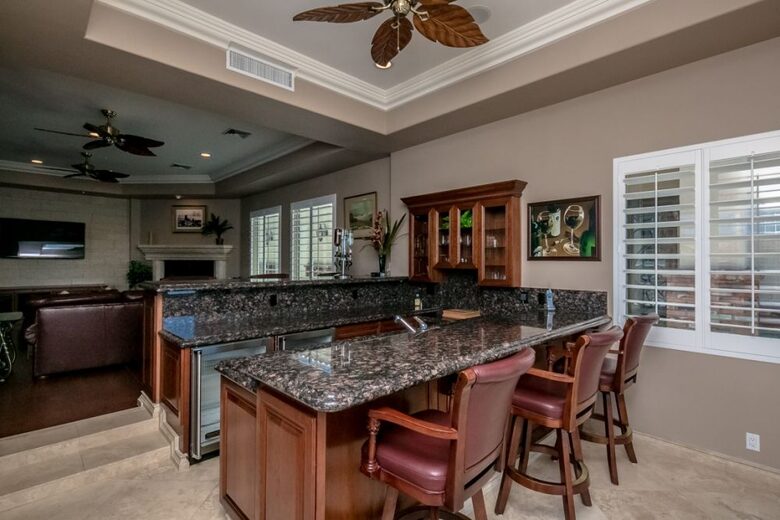 Luxury Waterfront Escape on the Colorado River - Parker, Arizona