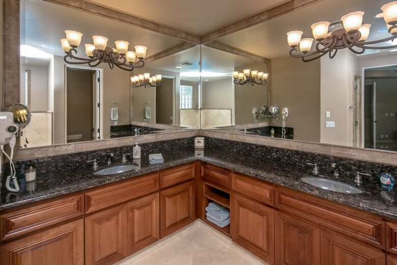 Luxury Waterfront Escape on the Colorado River - Parker, Arizona