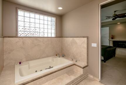 Luxury Waterfront Escape on the Colorado River - Parker, Arizona