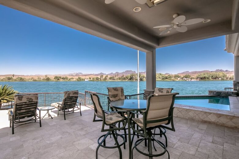 Luxury Waterfront Escape on the Colorado River - Parker, Arizona