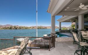 Luxury Waterfront Escape on the Colorado River - Parker, Arizona