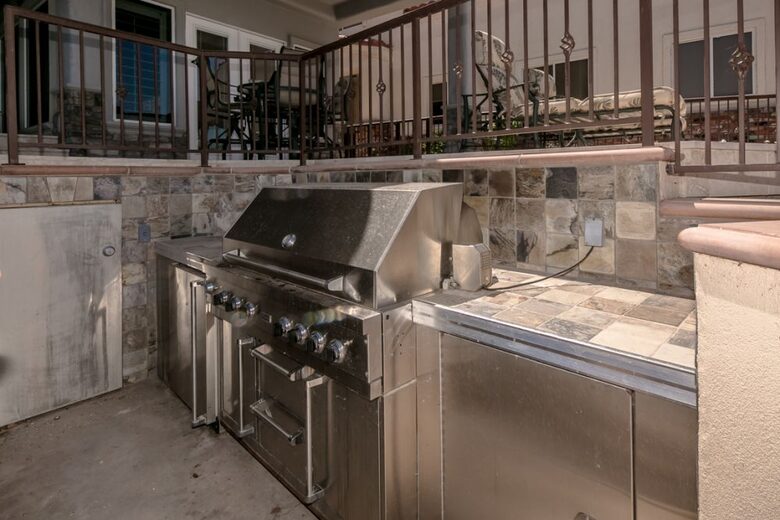 Luxury Waterfront Escape on the Colorado River - Parker, Arizona