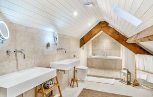 A Charming Countryside Retreat in Lancashire - Priest Hutton, United Kingdom