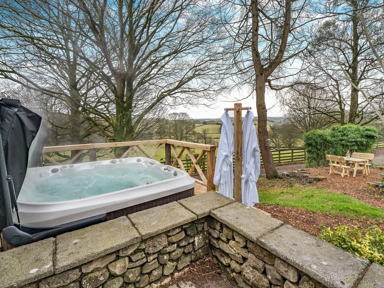 A Charming Countryside Retreat in Lancashire - Priest Hutton, United Kingdom