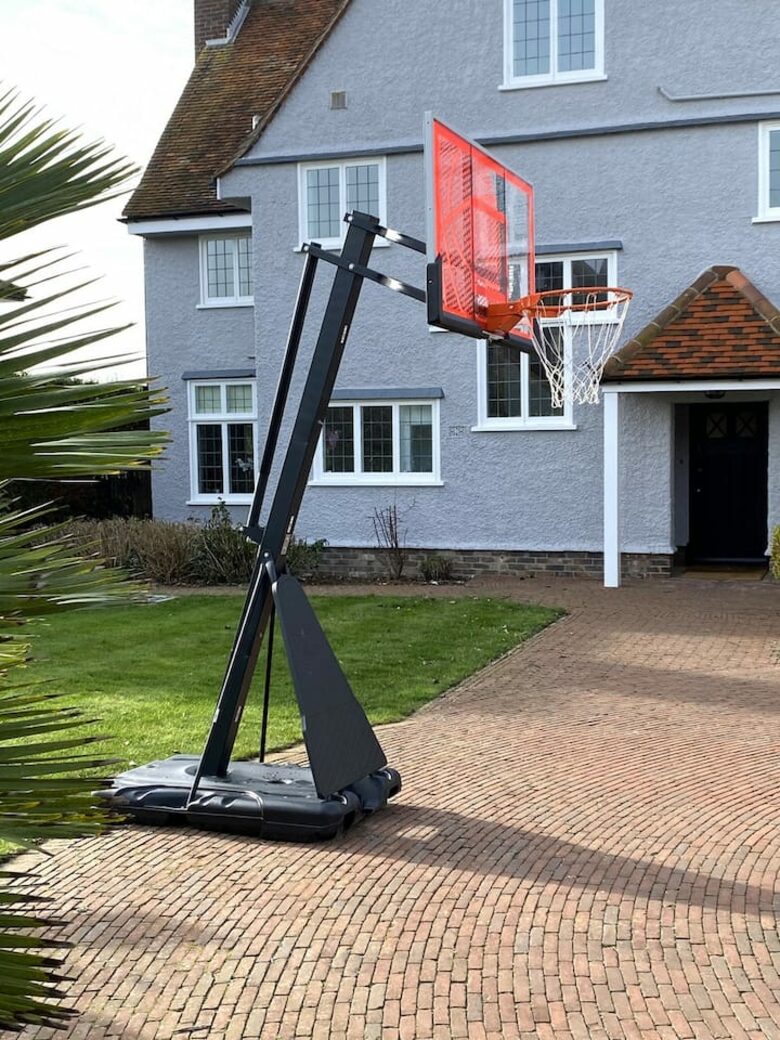 Grand Coastal Family Estate with Golf Course Outlook - Frinton-on-Sea, United Kingdom