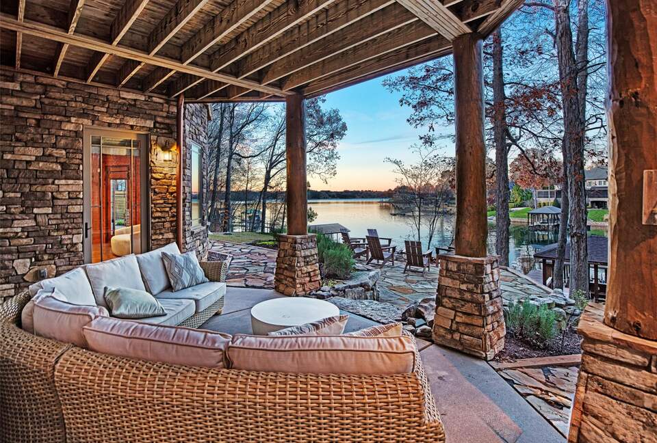Handcrafted Log Cabin Retreat on Lake Norman - Mooresville, North Carolina