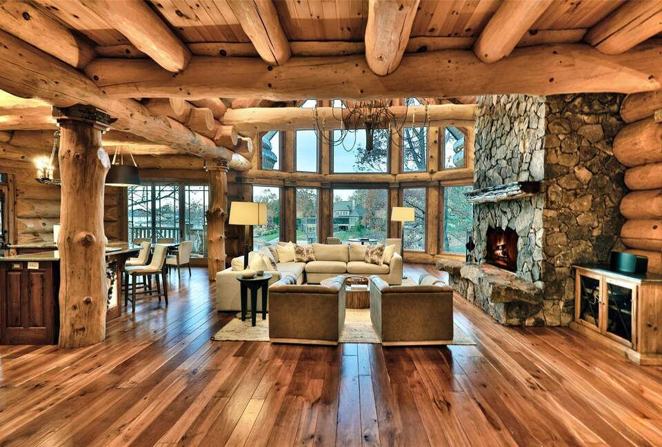 Handcrafted Log Cabin Retreat on Lake Norman - Mooresville, North Carolina