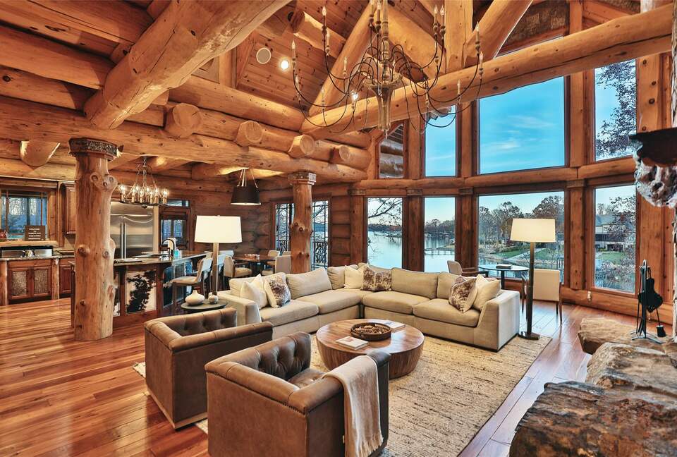 Handcrafted Log Cabin Retreat on Lake Norman - Mooresville, North Carolina