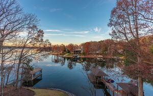 Handcrafted Log Cabin Retreat on Lake Norman - Mooresville, North Carolina