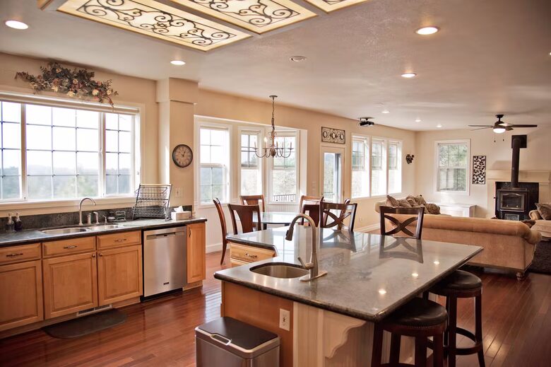 Sierra Foothills Sunset Estate - Colfax, California