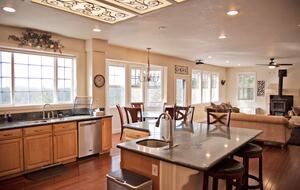 Sierra Foothills Sunset Estate - Colfax, California