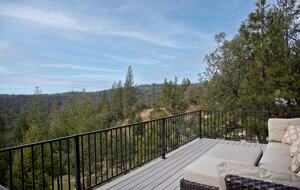 Sierra Foothills Sunset Estate - Colfax, California