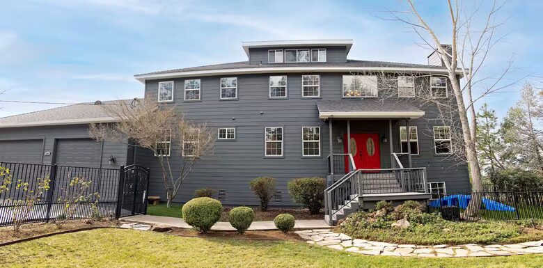 Sierra Foothills Sunset Estate - Colfax, California