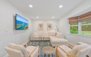 Resort-Style Jupiter Retreat on 1.25 Acres - Jupiter, Florida