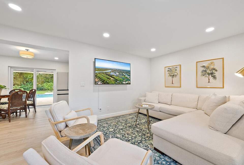 Resort-Style Jupiter Retreat on 1.25 Acres - Jupiter, Florida