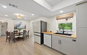 Resort-Style Jupiter Retreat on 1.25 Acres - Jupiter, Florida