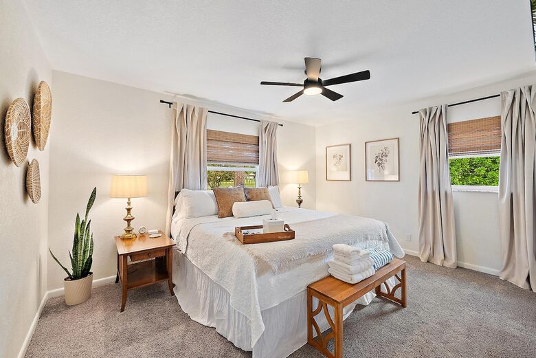 Resort-Style Jupiter Retreat on 1.25 Acres - Jupiter, Florida