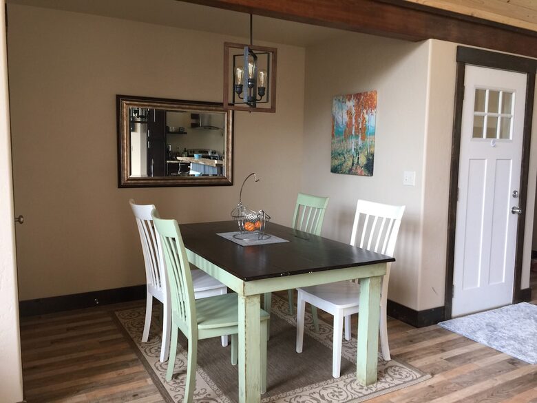 Secluded Forest Guesthouse Near Whitefish - Whitefish, Montana