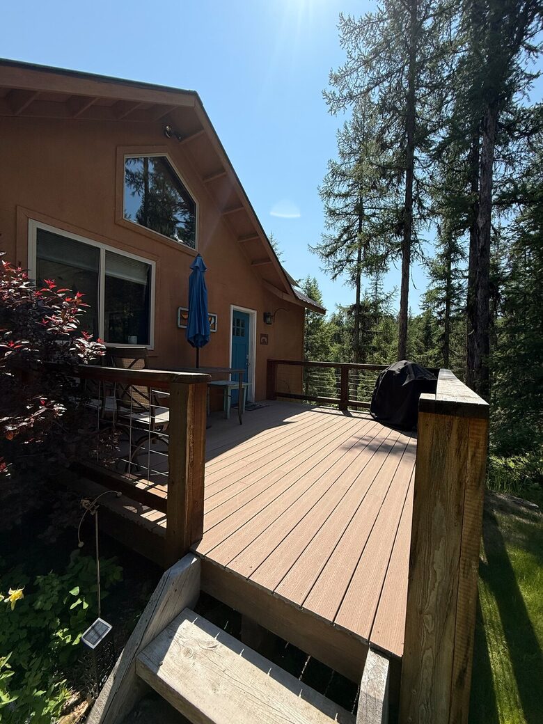 Secluded Forest Guesthouse Near Whitefish - Whitefish, Montana