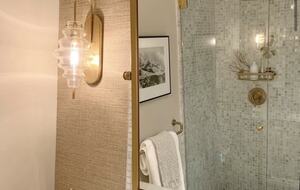 Mountain Forest Retreat Near Whistler Village - Whistler, Canada