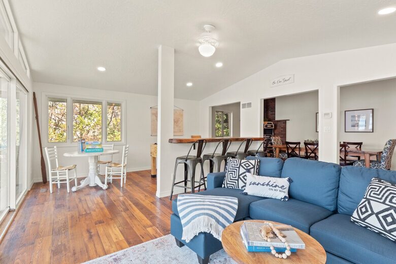 Private Lakefront Retreat on Liberty Lake - Liberty Lake, Washington