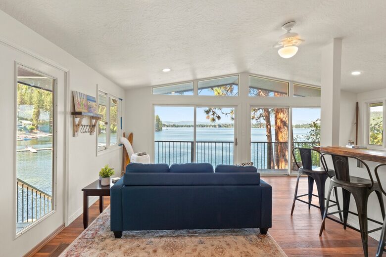 Private Lakefront Retreat on Liberty Lake - Liberty Lake, Washington