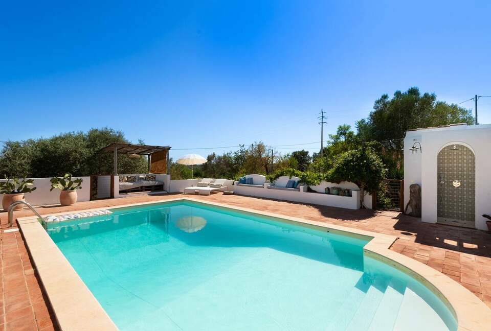 An Algarve Farmhouse With Rustic And Elegant Design - Tavira, Portugal