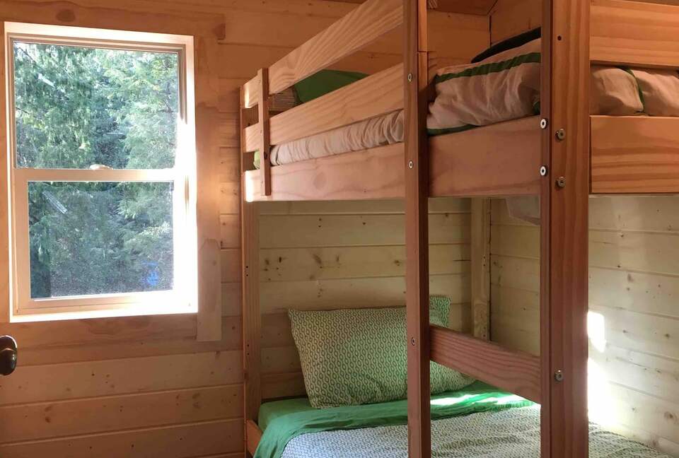 Cozy Mt. Baker Cabin with Forest & Mountain Views - Deming, Washington