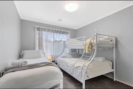 Large Group Coastal Living with Alfresco Flow - Capel Sound, Australia