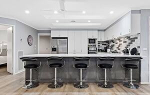 Large Group Coastal Living with Alfresco Flow - Capel Sound, Australia