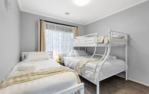 Large Group Coastal Living with Alfresco Flow - Capel Sound, Australia