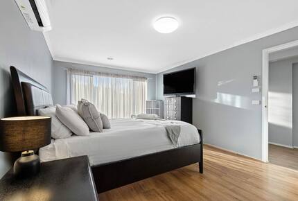 Large Group Coastal Living with Alfresco Flow - Capel Sound, Australia